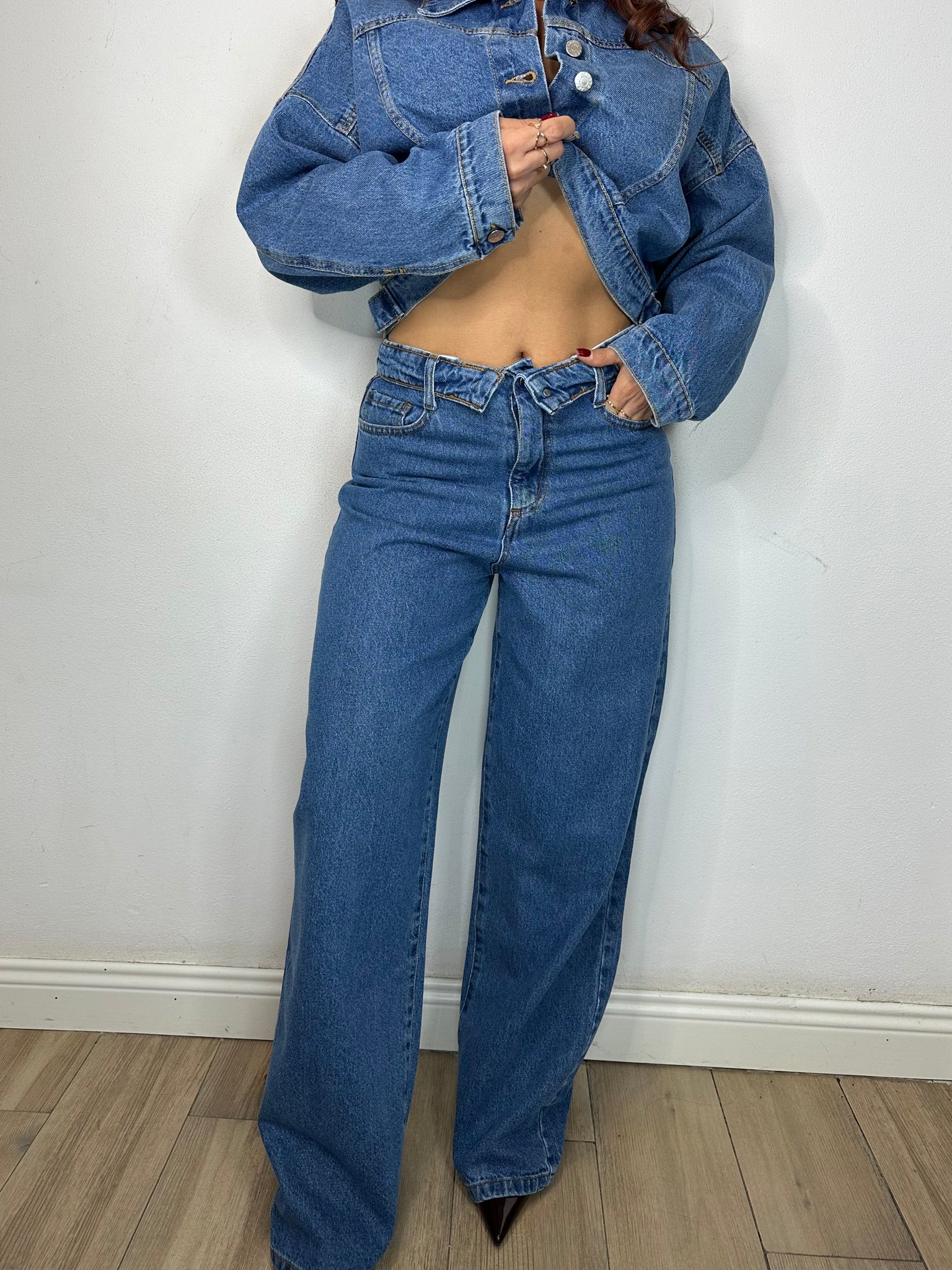 JEANS BALLON CON RISVOLTO IN VITA