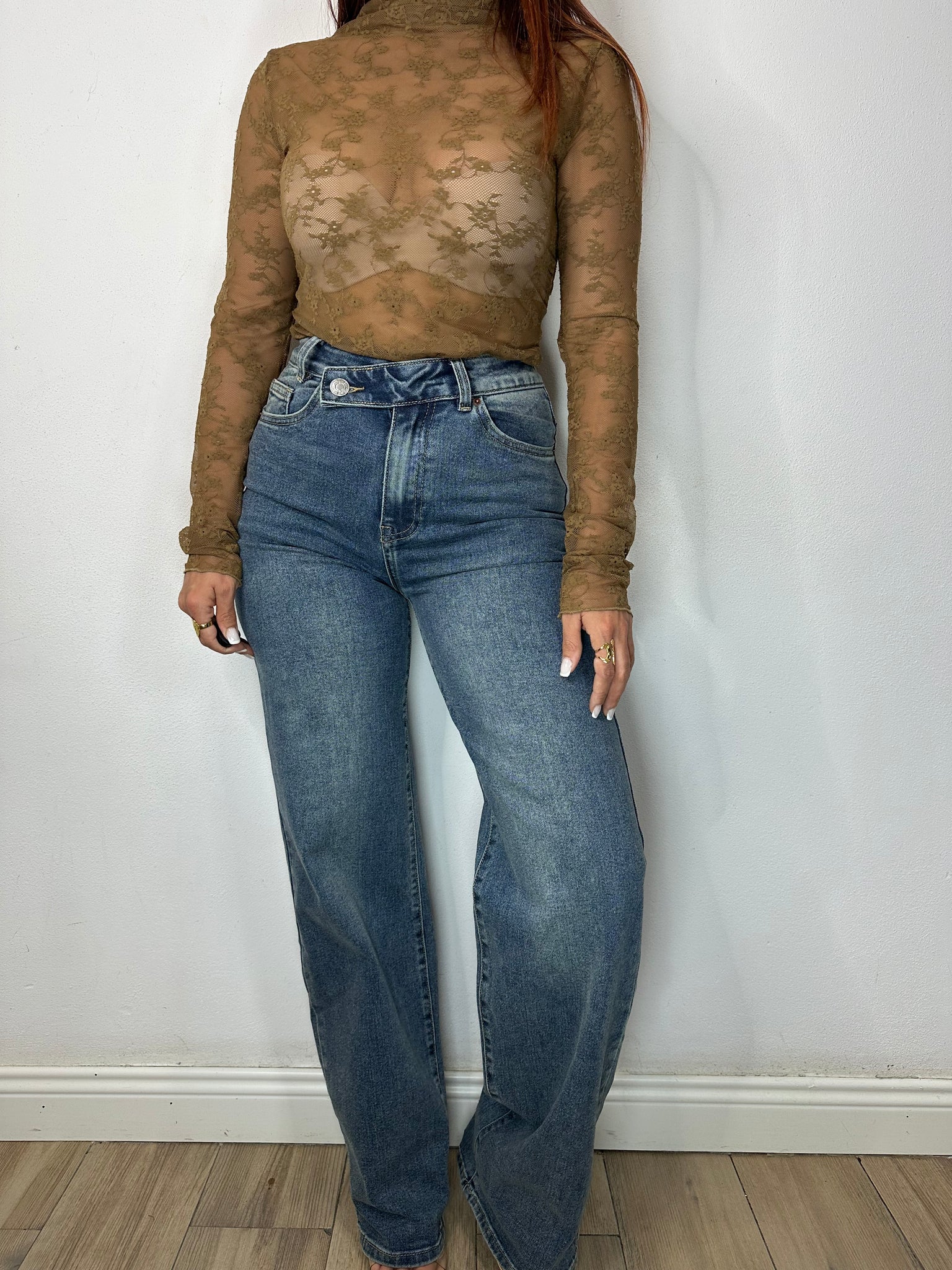 JEANS BOTTONE LATERALE