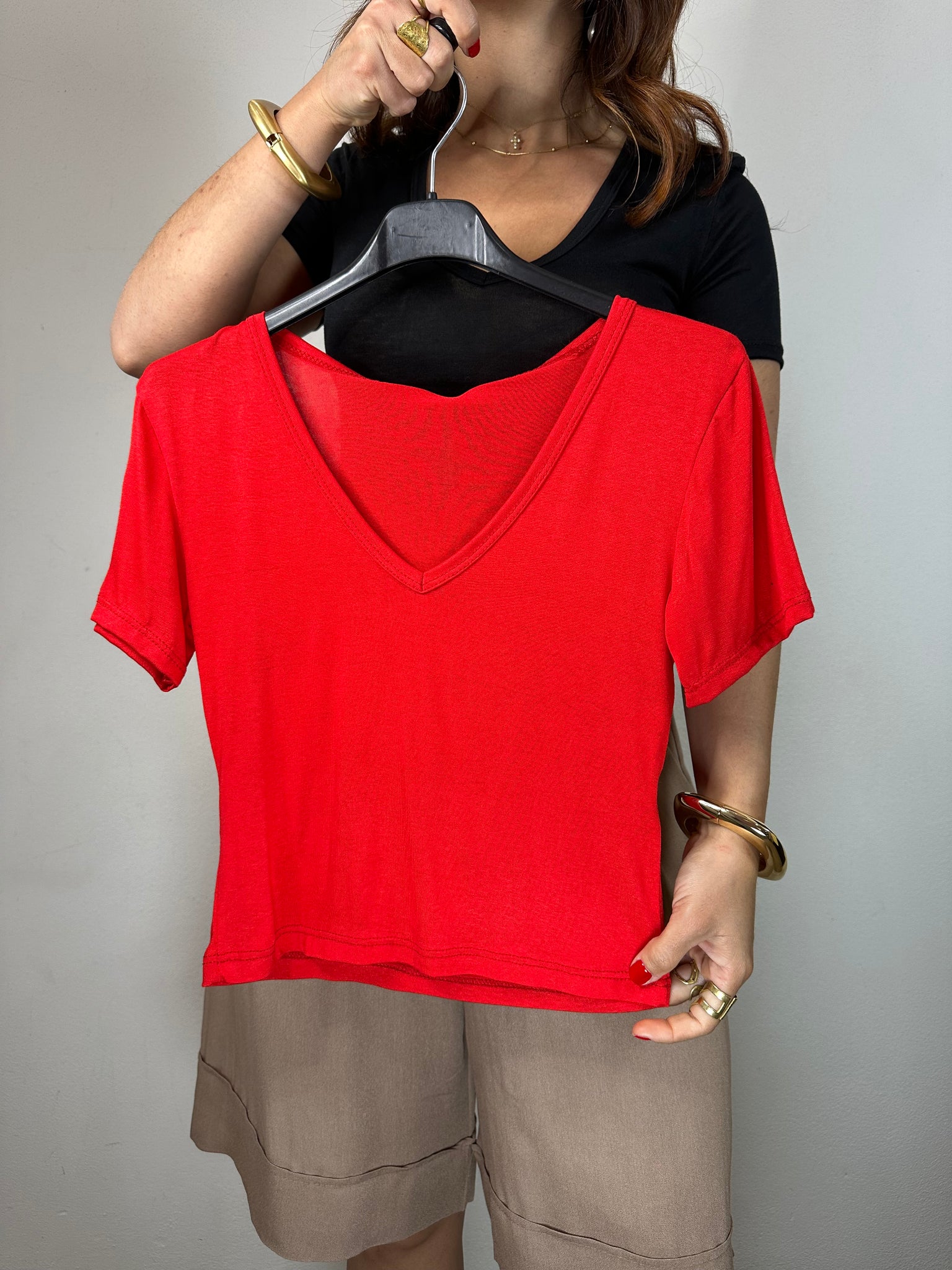 SHIRT CROP SCOLLO A V