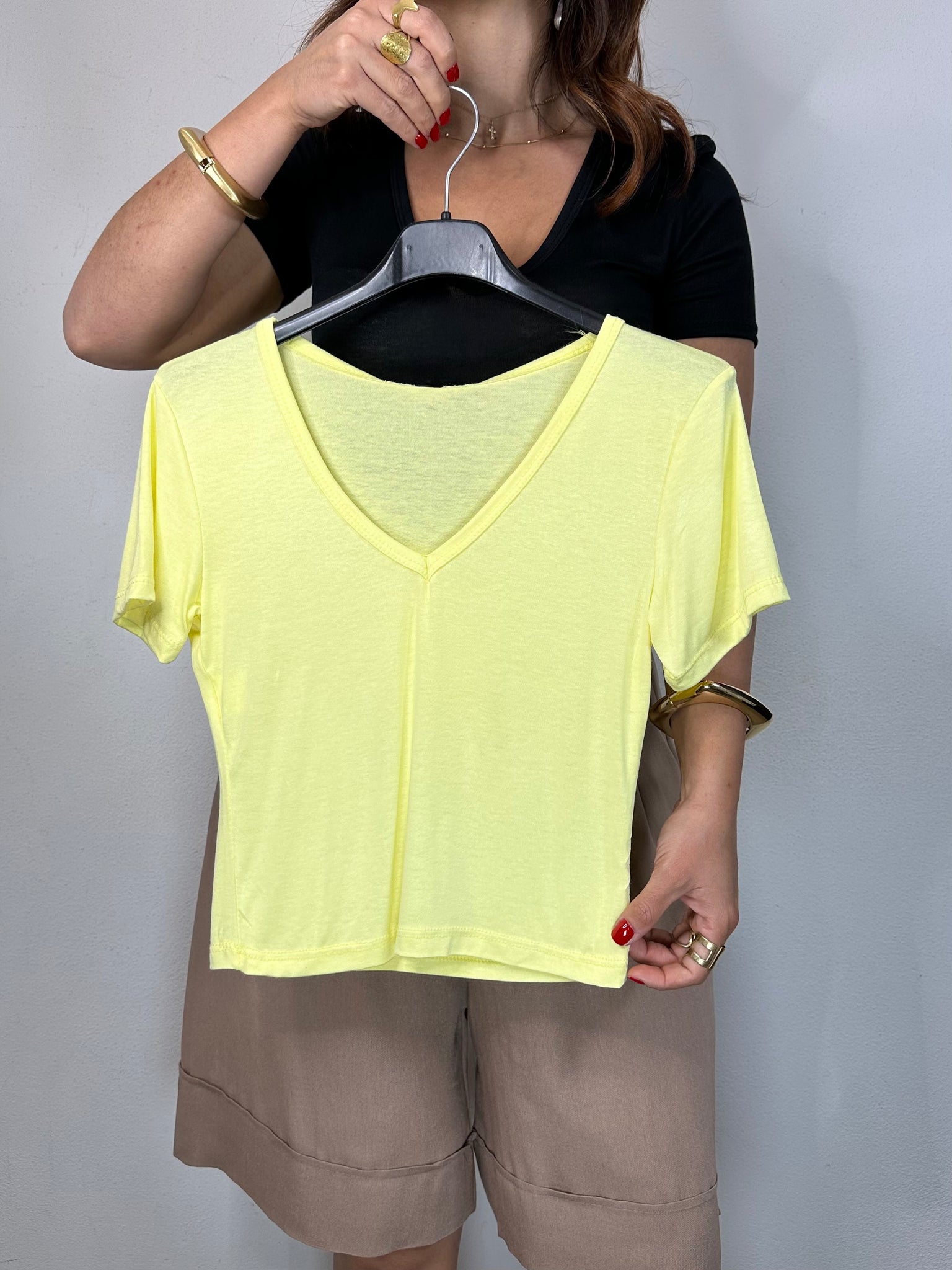 SHIRT CROP SCOLLO A V