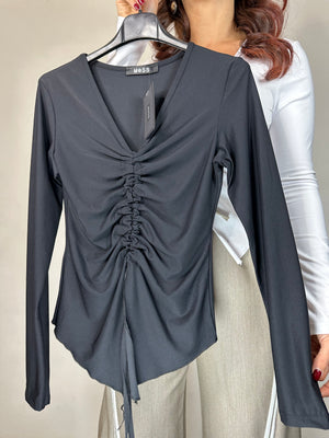 MAGLIA CON LACCETTO