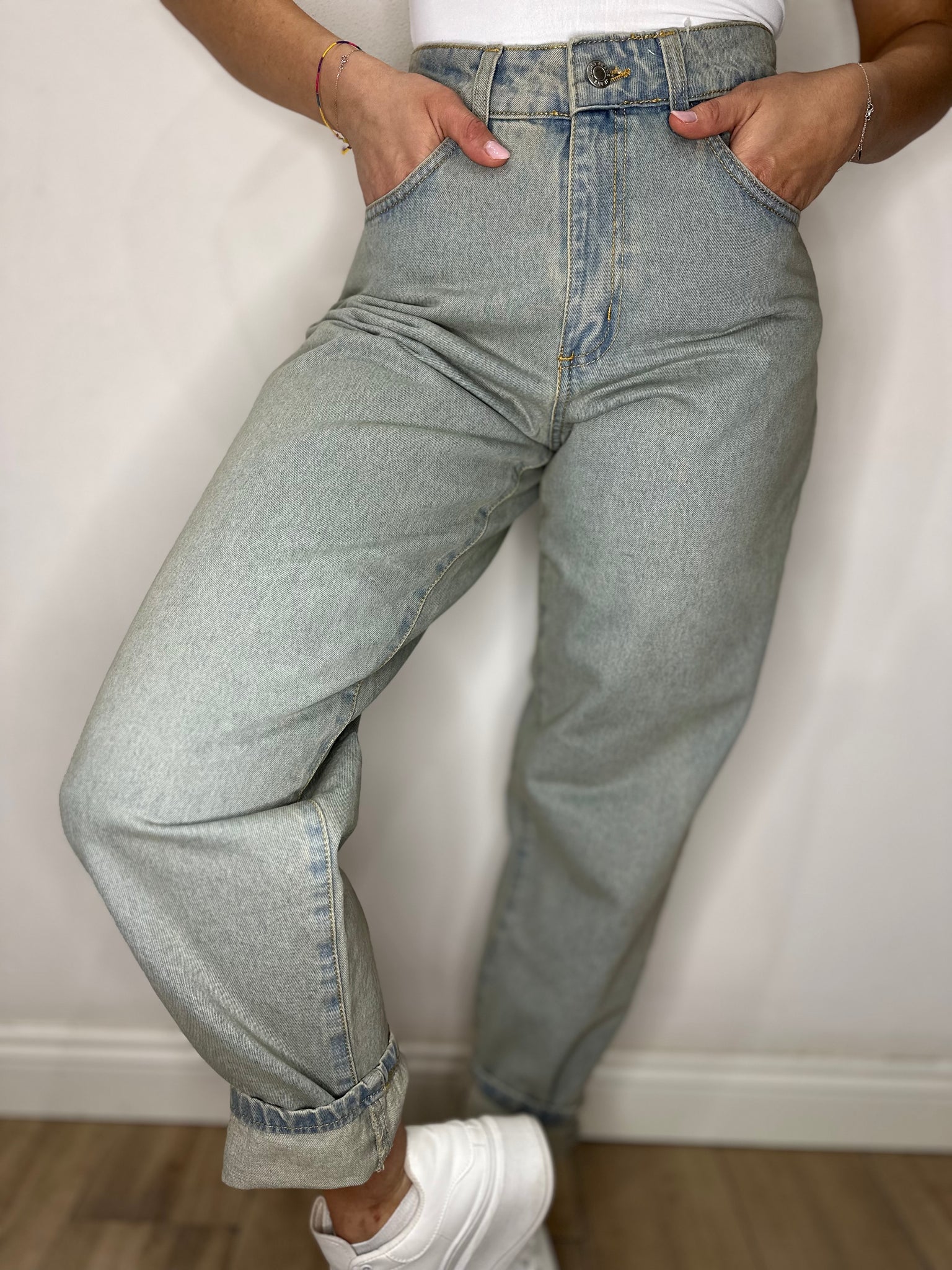 JEANS EFFETTO SABBIA