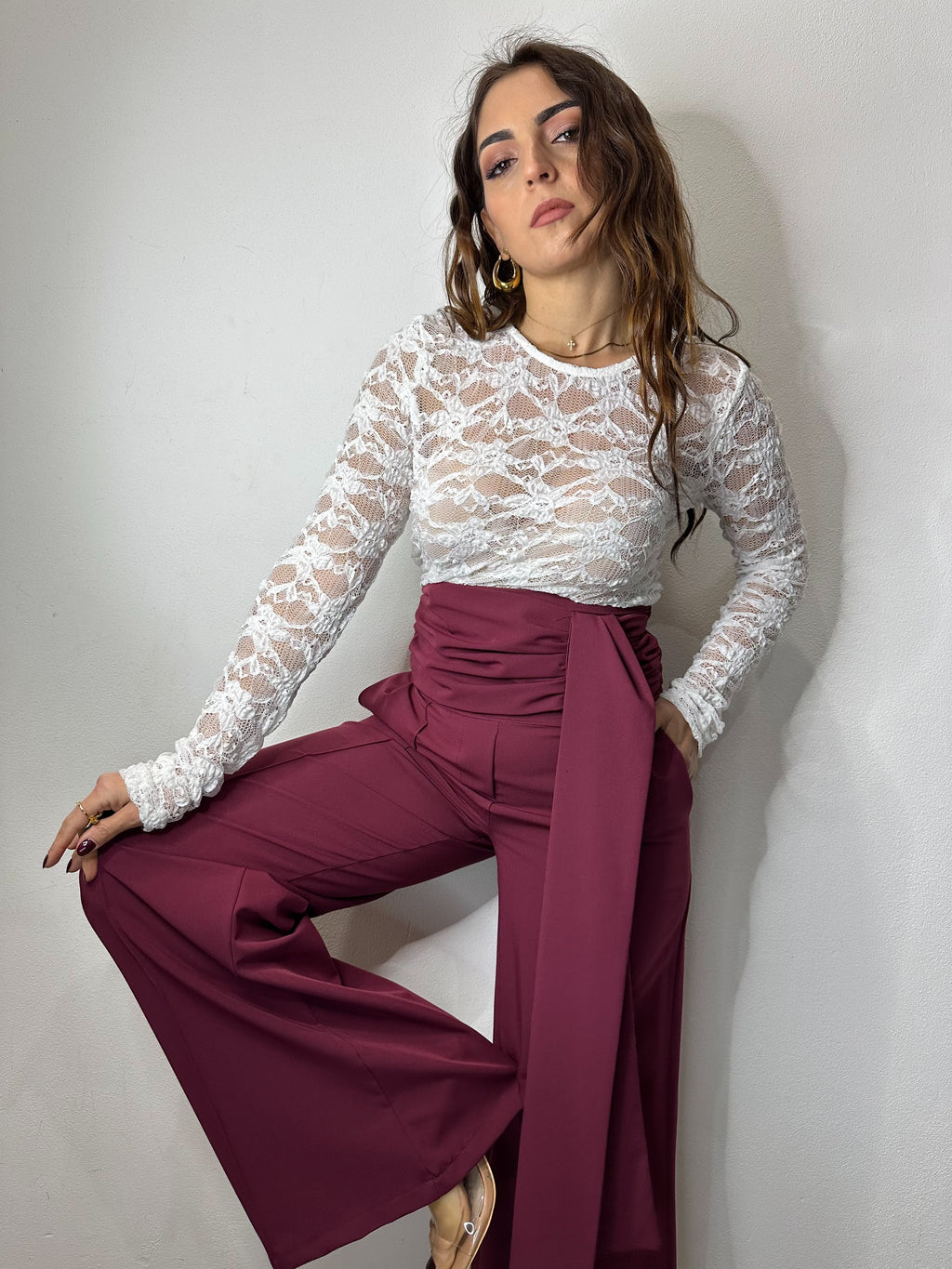 PANTALONE CON FUSCIACCA