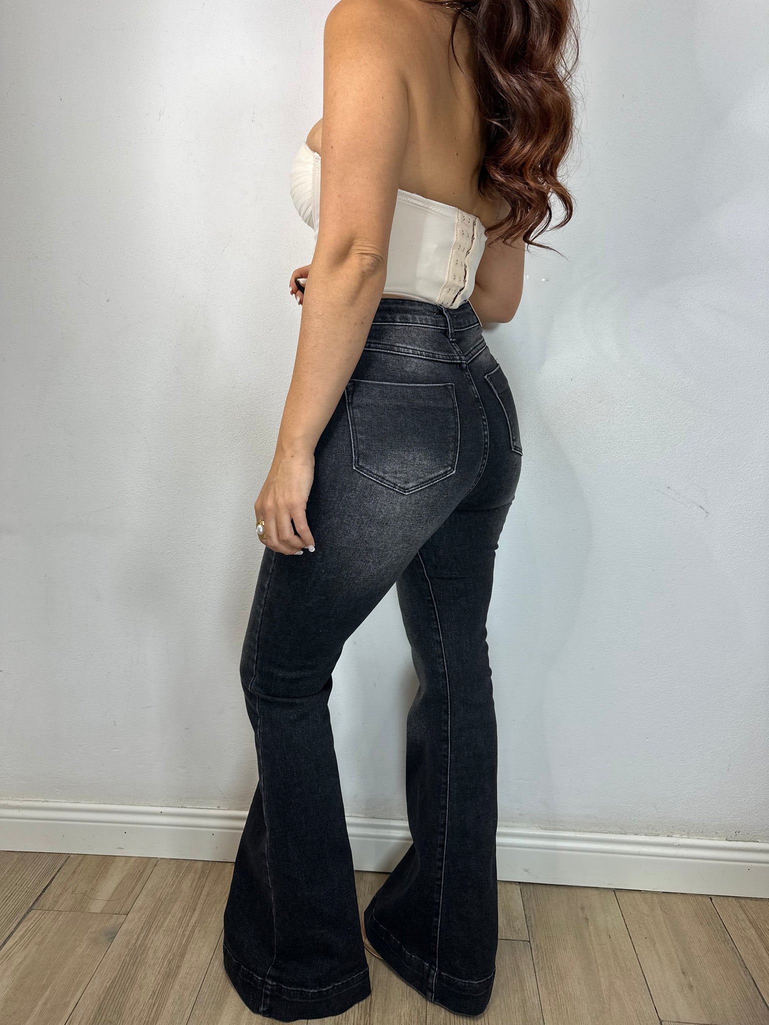 JEANS NERO ZAMPA