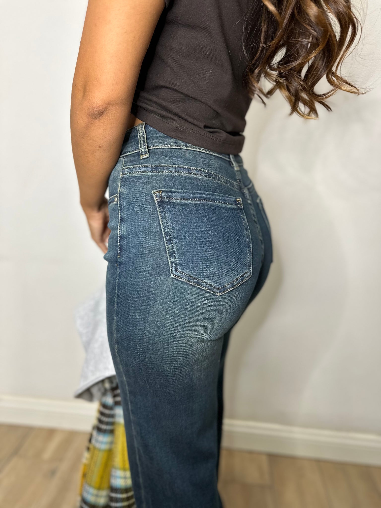 JEANS EFFETTO SABBIA