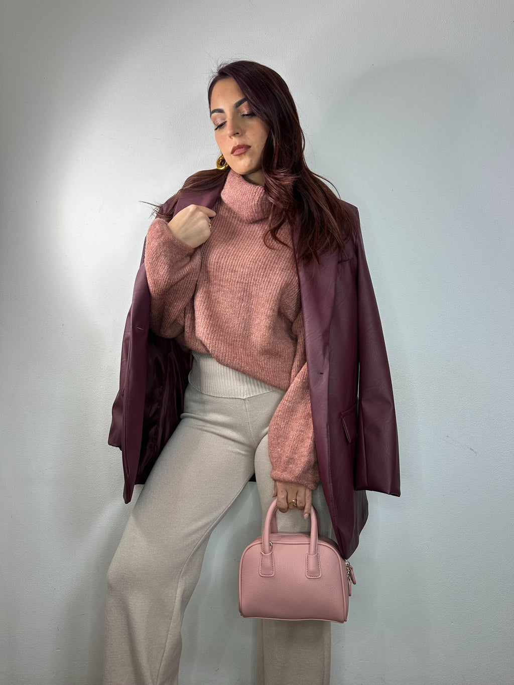 PANTALONE CON PIEGA IN VITA