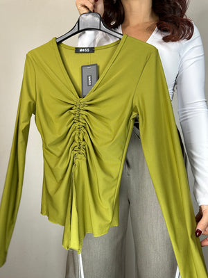MAGLIA CON LACCETTO