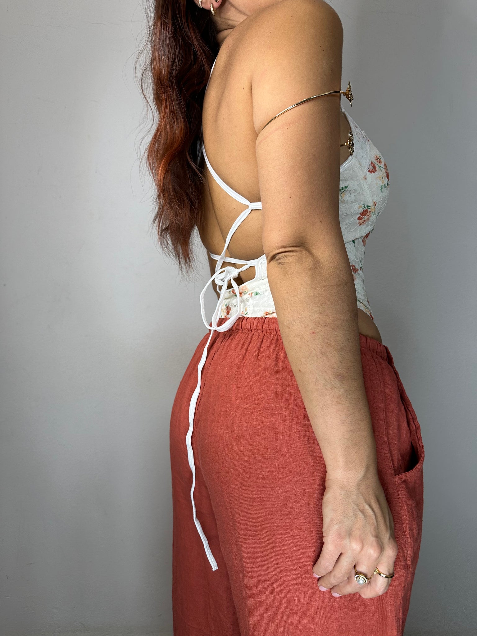 BODY FIORI E MERLETTI