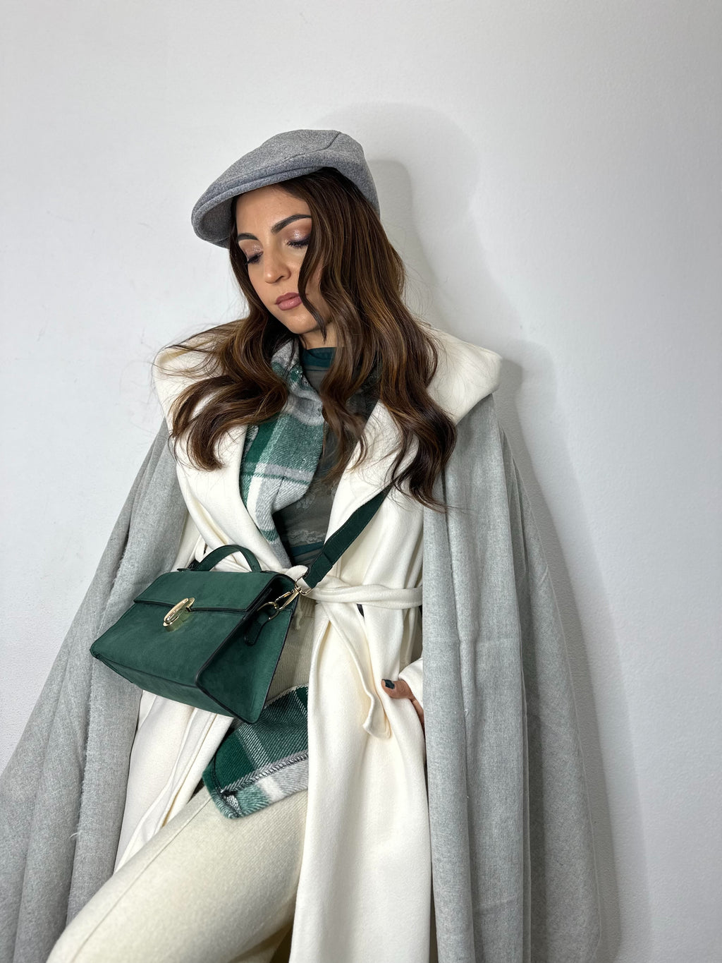 CAPPOTTO CON CAPPUCCIO PANNA