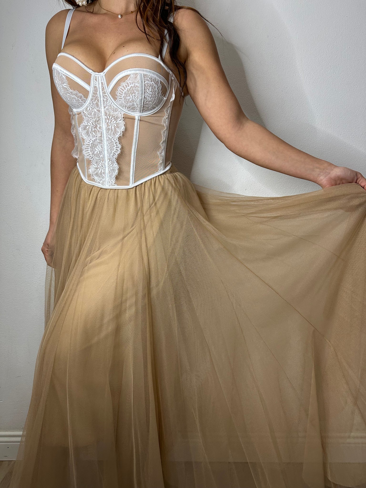 GONNA IN TULLE NUDE