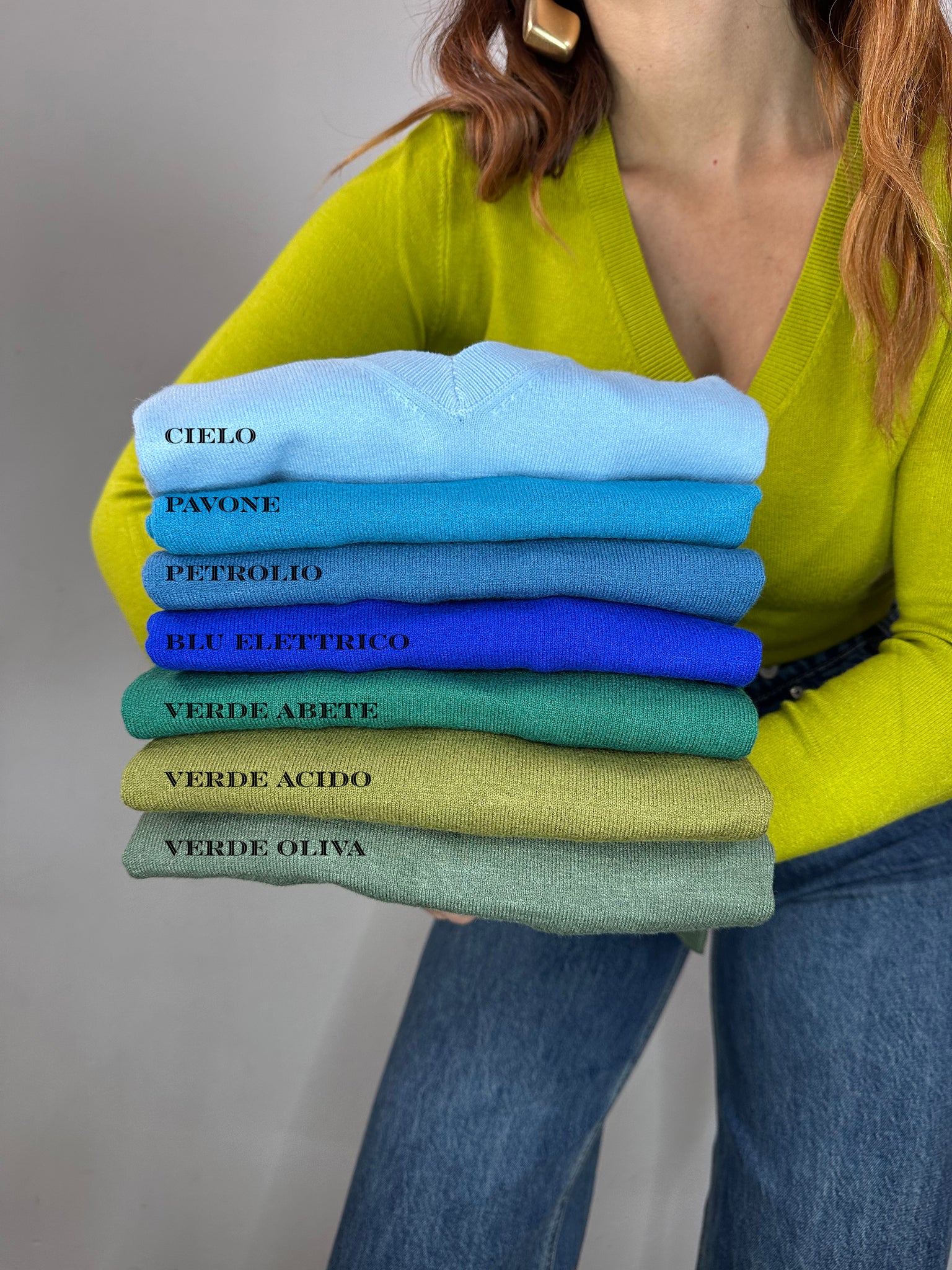 MAGLIONCINO SCOLLO A V