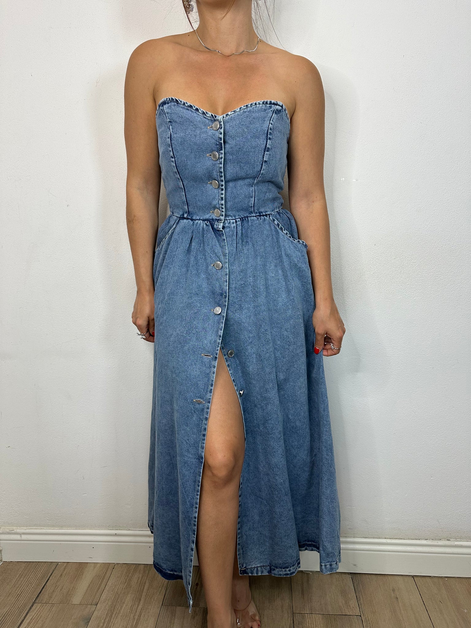 ABITO ELÉNA IN JEANS