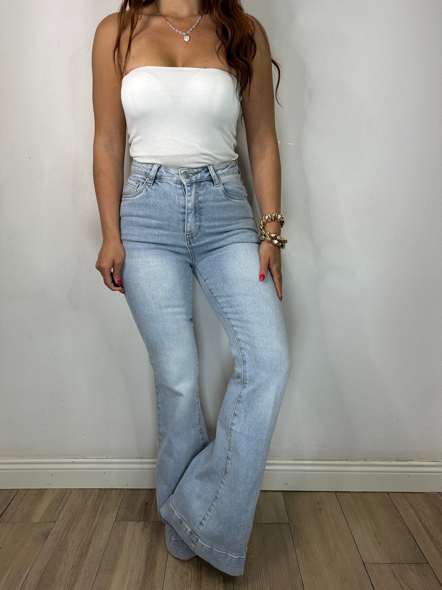 NEW JEANS A ZAMPA