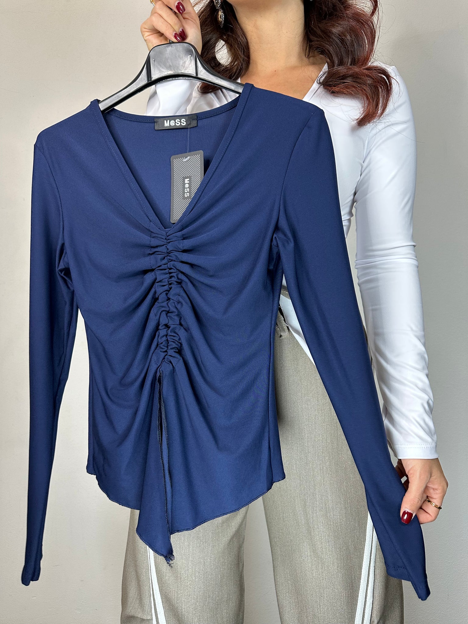 MAGLIA CON LACCETTO