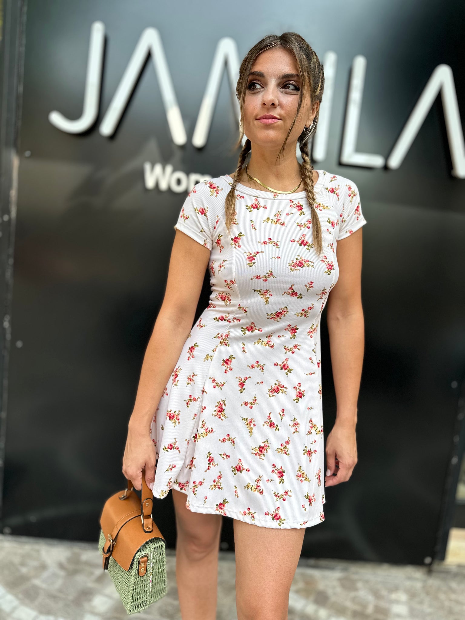 ABITO GISELLE
